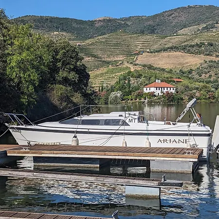 Båthotell Douro Yacht Charter & 3*