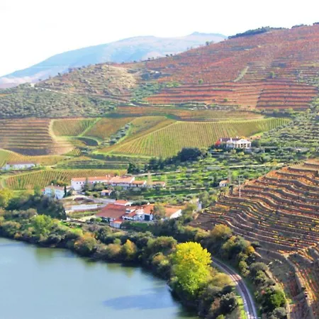 Πλωτό κατάλυμα Douro Yacht Charter & 3*