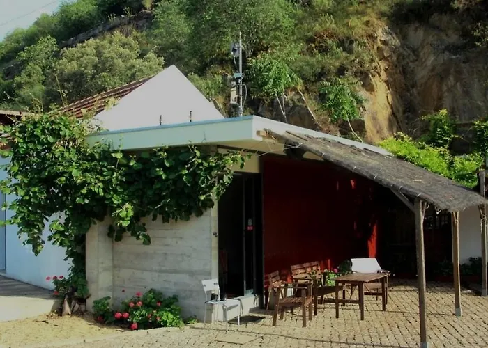 Hotel na wodzie Douro Yacht Charter & São João da Pesqueira