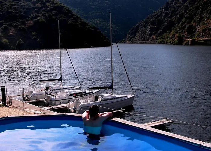 Hotel na wodzie Douro Yacht Charter & 3*
