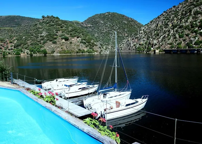 Bådhotel Douro Yacht Charter & 3*
