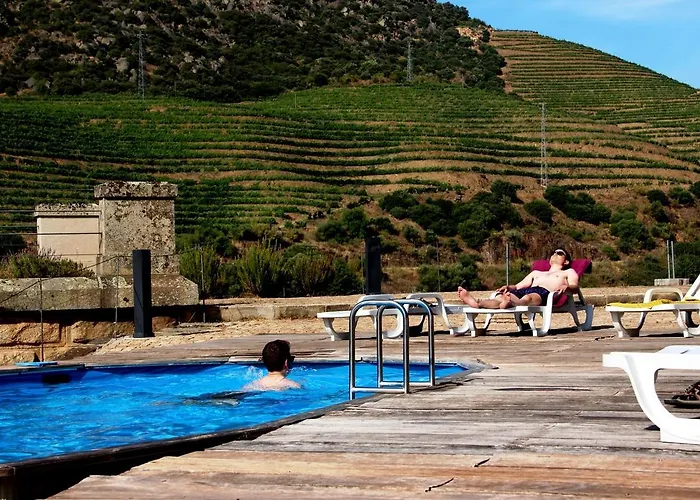 Douro Yacht Charter & Bådhotel São João da Pesqueira