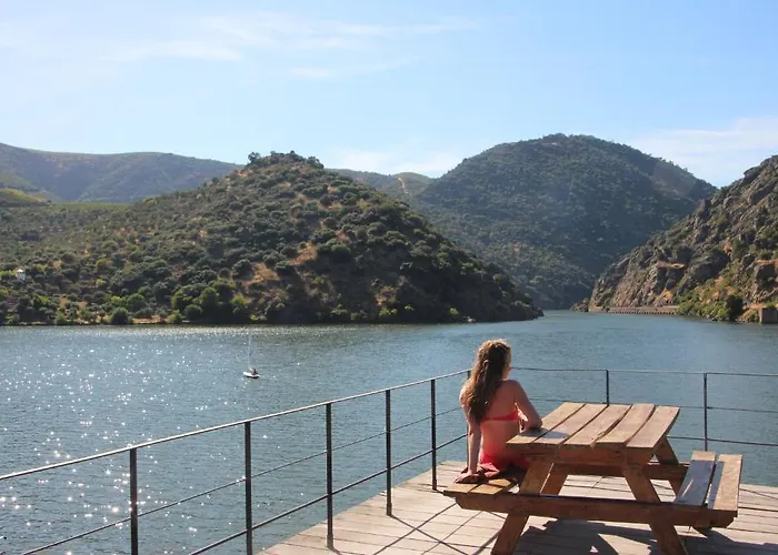 Douro Yacht Charter & 3* São João da Pesqueira