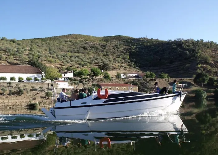 Hotel na wodzie Douro Yacht Charter & 3*