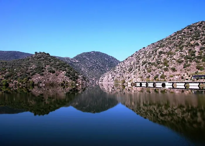 Douro Yacht Charter & 3* São João da Pesqueira